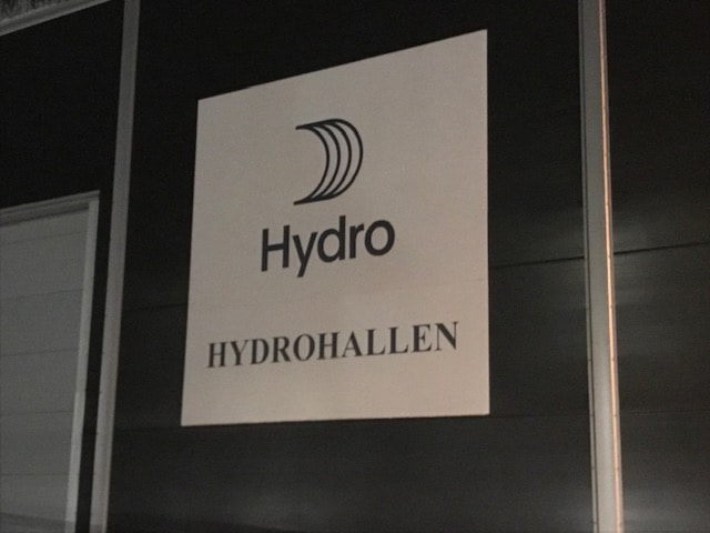 Åpen hall i februar